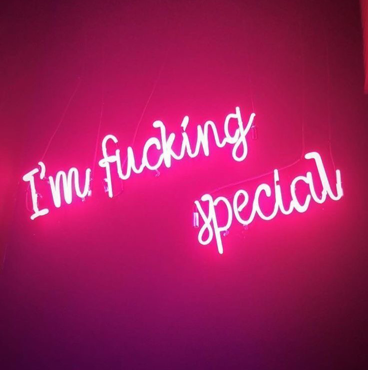 _ycosmetics's tweet photo. Can you say "special" on Instagram? https://t.co/USIDqmPC27
