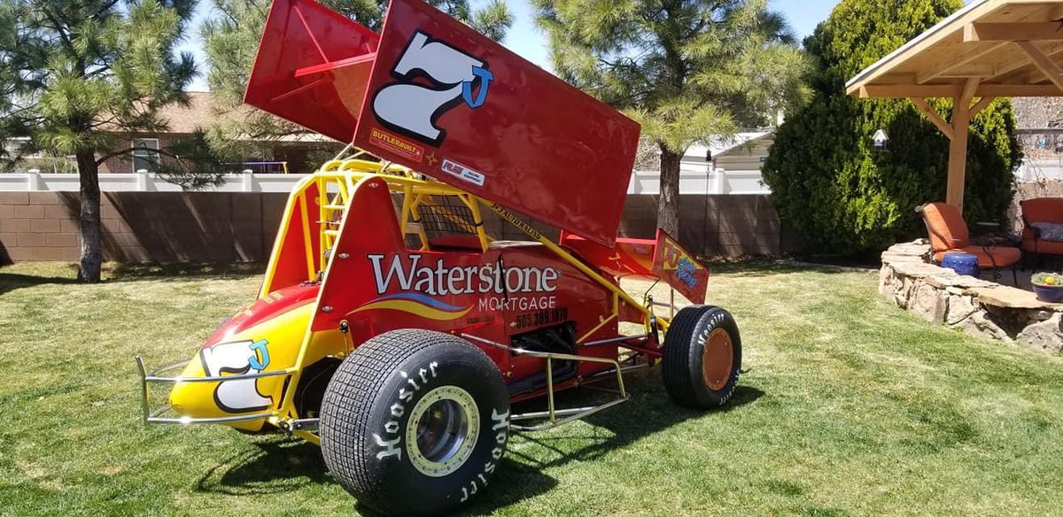 SpeedSharkG's tweet photo. It’s always exciting to see your work in real life!!!!
.
.
#teamspeedshark #speedsharkgraphics
#brand #ambassdor #sponsoring #dirttrack #dirttrackracing #sprintcar #dirtlatemodel #microsprint #racecar #racecardriver #racinggraphics #dirtkart #modified #vehiclewrap #vehiclewraps https://t.co/lkKq7kR9PN