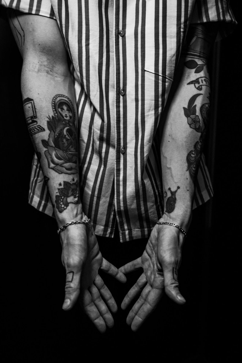 joeytortuga's tweet photo. NOACF | @the1975 https://t.co/uELYc6AnUq
