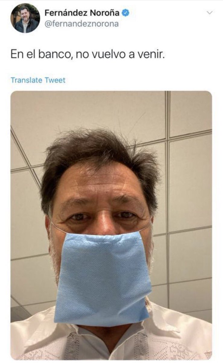 ChumelTorres's tweet photo. Noroña no sabiendo cómo ponerse un cubrebocas es lo más idiota que van a ver hoy… (a menos de que vean a Noroña en persona, claro). https://t.co/DXvE9O8vi7