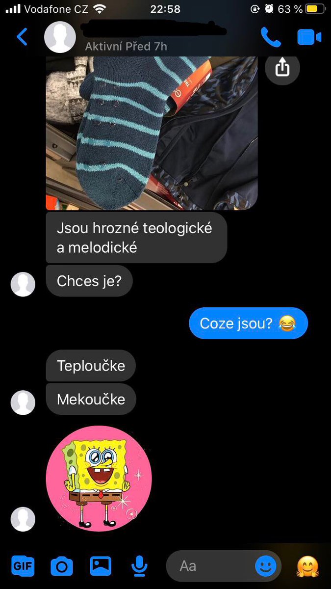 sofcaaaa's tweet photo. @nebuduela Trochu válčí s autocorrectem https://t.co/f1LZnWJISr