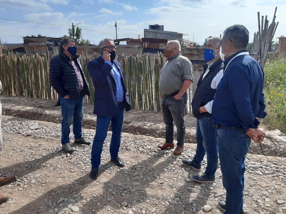OTerritorialJuy's tweet photo. Junto a otras áreas del Ministerio de Infraestructura visitamos #FrailePintado, #Chalican, #SanPedro, #Rodeito, con el fin de lograr mejoras que forman parte del plan #CERCATUYO
📌Más info en la siguiente nota :
https://t.co/mvEbTMZZao https://t.co/8lppLpaLxy
