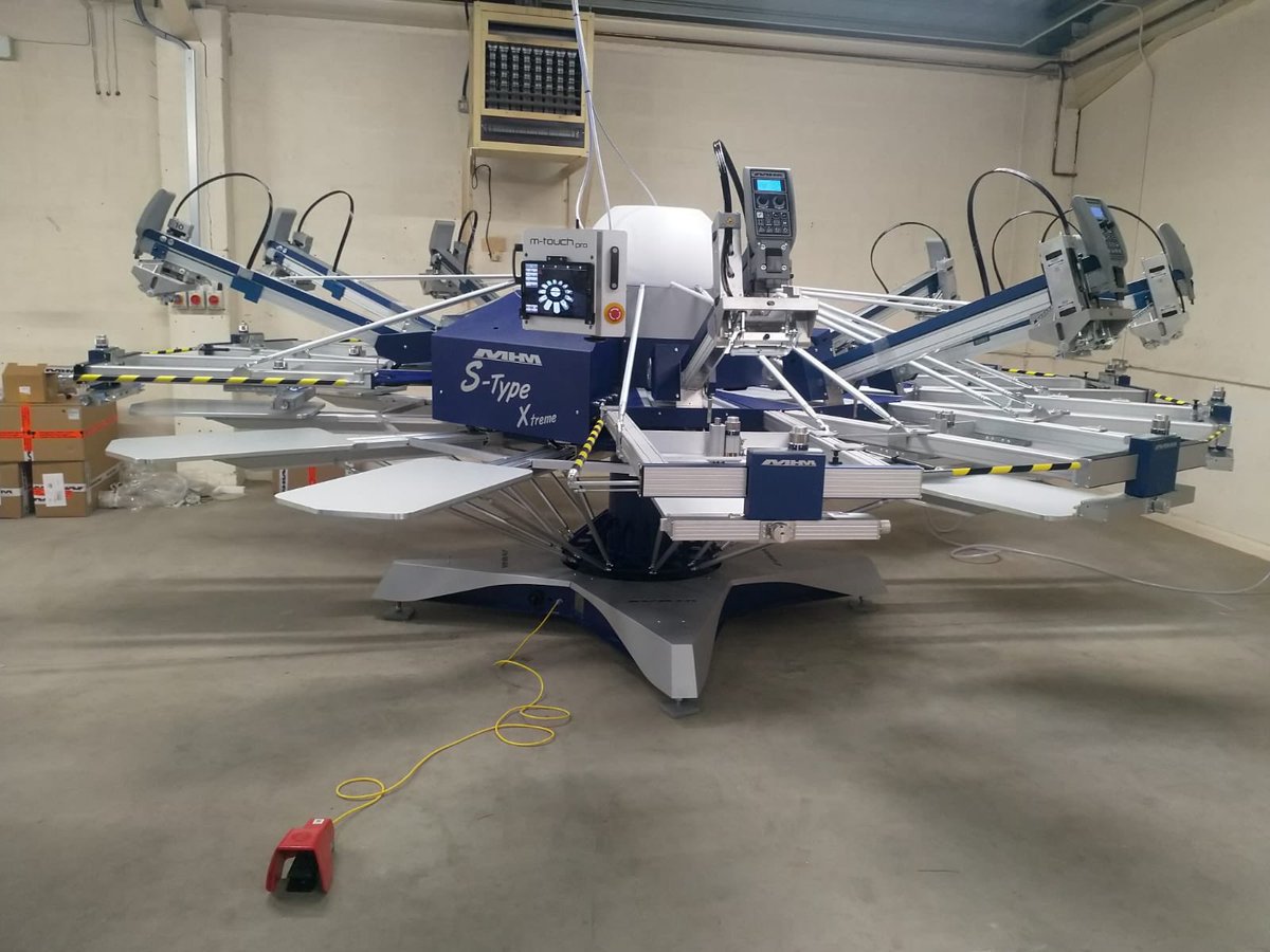 Our team working hard during these testing times to keep our customers happy. Here’s another MHM Xtreme and Tesoma German Gas Dryer being installed in the UK, gas mask and social distancing compliant 😷✅ #screenprinting #fashion <a href="/ImagesMagUK/">Images Magazine</a> <a href="/PrintwearP/">Printwear&Promotion</a>