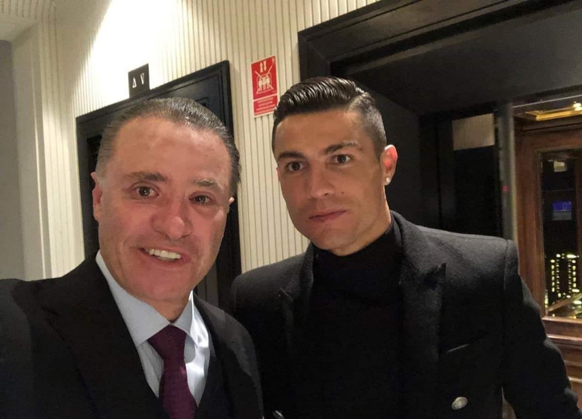 Esa foto es de cuando conocí a @Cristiano en Enero del 2019, un excelente  un futbolista y además sencillo y muy amable. Aquella vez les pregunté ¿se  lo imaginan en #Sinaloa? 🤩 #QuedateEnCasa, image size:1200x864