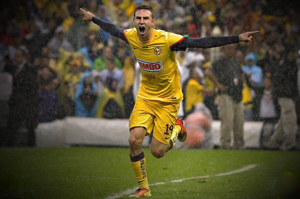 Miguel_layun's tweet photo. Hoy hace 7 años mi vida dio un giro “inesperado”.

Ese día aprendí que los sueños están para lograrlos. Que todos podemos alcanzarlos si somos capaces de sumar la capacidad de soñar, el trabajo incansable y tener el coraje de hacer lo que hace falta para lograrlos!! 

#26demayo https://t.co/WmnxB8i7FX