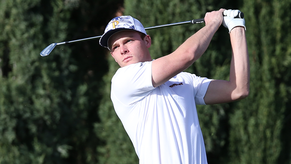 PepperdineMGOLF's tweet photo. Check out our best photos of @rj_manke from the past year!

Gallery: https://t.co/Ey1NMVWEG7

#WavesUp https://t.co/RRuBZY87di