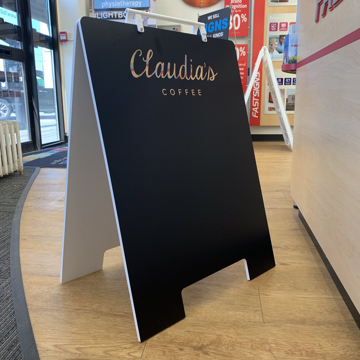 FASTSIGNS2137's tweet photo. Want #chalkboardsigns for your #business? Call #yourbrandcentralstation #fastsignsofetobicoke for #branding #marketing or #corporateidentity needs. #2137eliteteam #fastsigns2137 #etobicoke #brampton #etobicokelakeshore #mississauga #toronto #ontario #canada https://t.co/uNlnRrrnQi