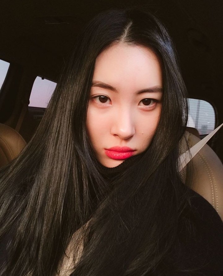 kataicore's tweet photo. From the 𝙢𝙤𝙤𝙣, now
in #BrightSoulsCB !! ⋆
to see the 𝙨𝙩𝙖𝙧𝙨 shine.

Hoy salía de mi cueva para pedirle un deseo a Bright Souls en su comeback que esperé desde el año pasado pero tal parece que ya se cumplió porque por fin volvieron. 🤩 Stan talent, stan #TellMeYourWish. https://t.co/CLJBUVXC9K