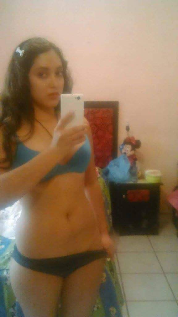 FanDeDenisse1's tweet photo. Elije tu conjunto favorito https://t.co/iRdCva8V4n