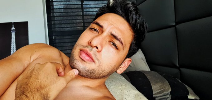 Long or short beard????
Check out my private content at https://t.co/breMe9CXVf

#hairy #colombian #gay