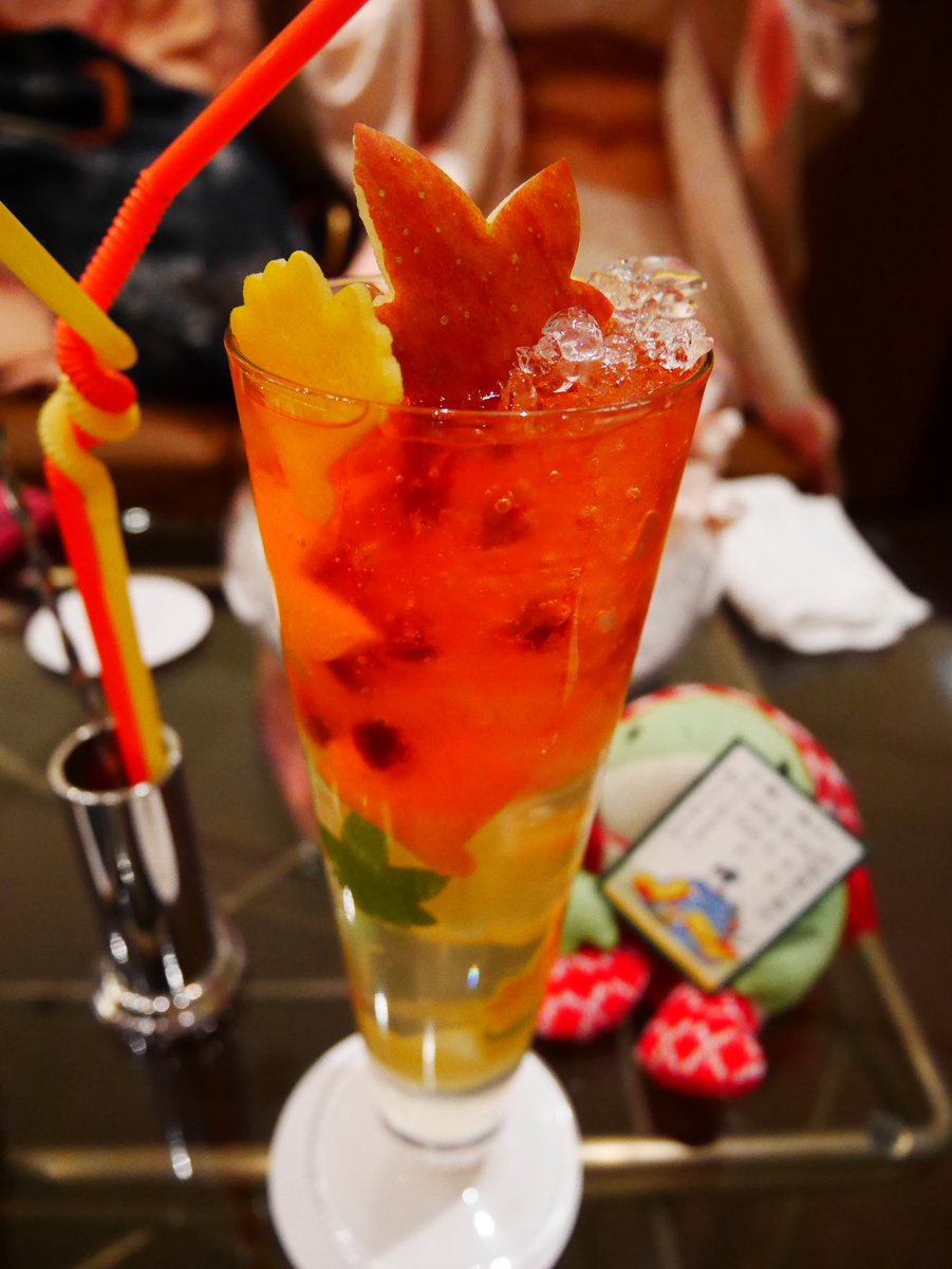 5月27日は #百人一首の日

また琵琶湖ホテルで百人一首カクテル飲みたいです? 