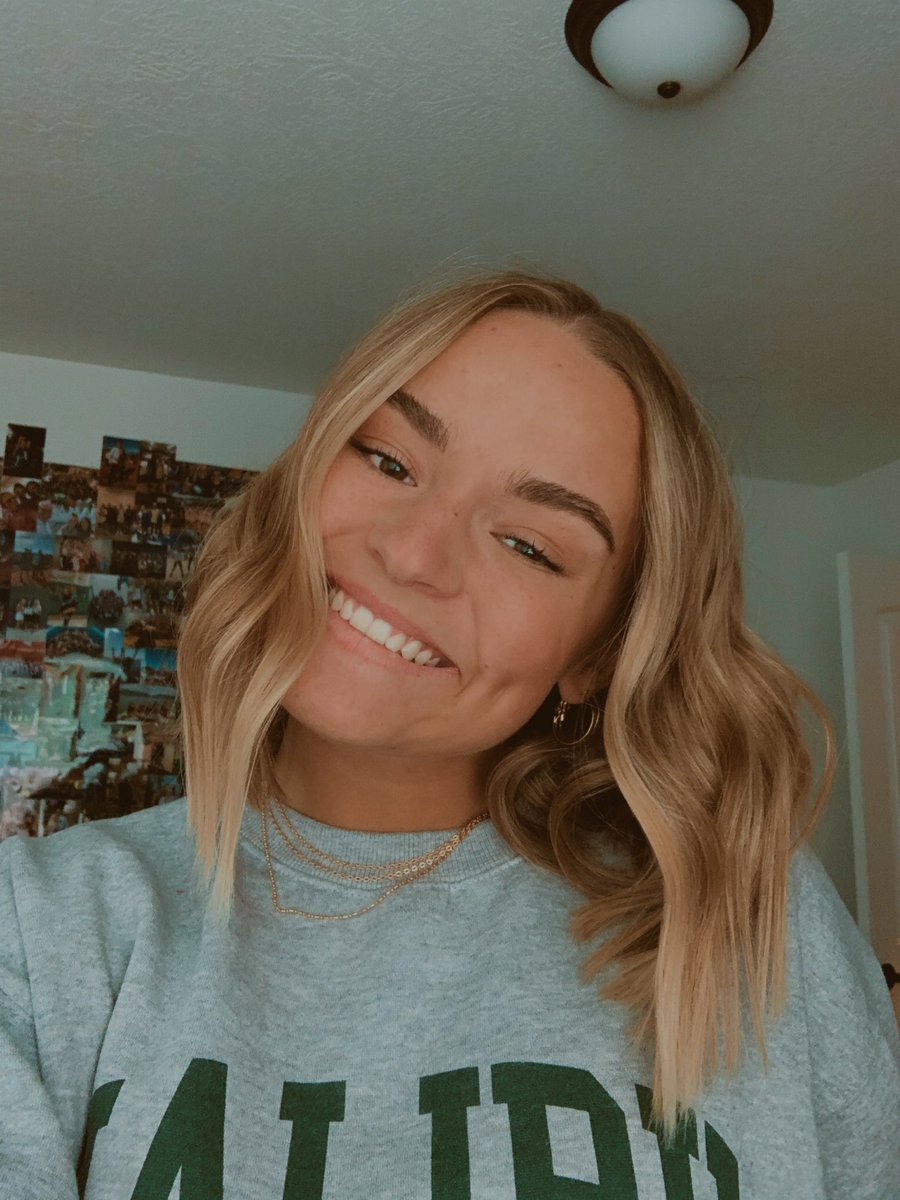 mckaelaparker's tweet photo. blondie again 🤠 https://t.co/maqvrFiqNl