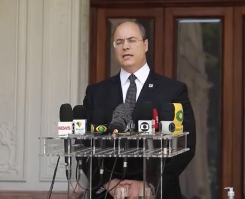 Micaravenaa's tweet photo. @wilsonwitzel Piada do dia ,narrativa do witzel “esse presidente que eu ajudei a eleger “ 🤣🤣🤣
O trenzinho de governador corrupto está andando ... https://t.co/1FM0hA96Z7