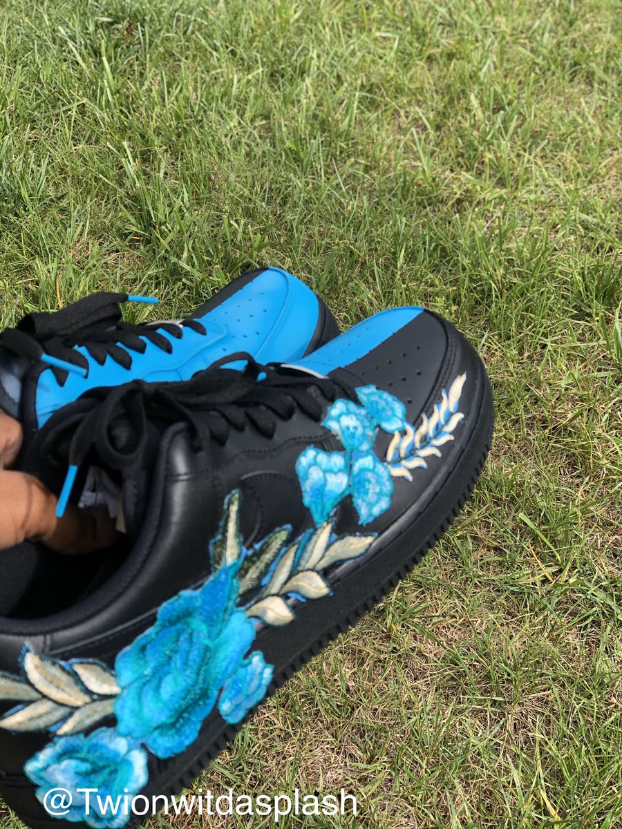 TwionCustoms's tweet photo. My Work Going To Make You Support 💙🗣💯 #Charlotte https://t.co/RhxlUTRqf1