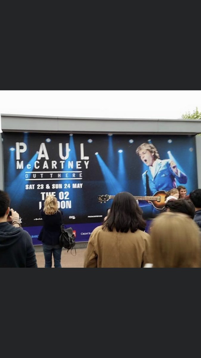 JeffdBrannon's tweet photo. Hard to believe this was 5 years ago tonight. #OutThereTour #London @PaulMcCartney @brianrayguitar @rustyanderson1 @ogabejr @TheO2 https://t.co/UXPaITGddt