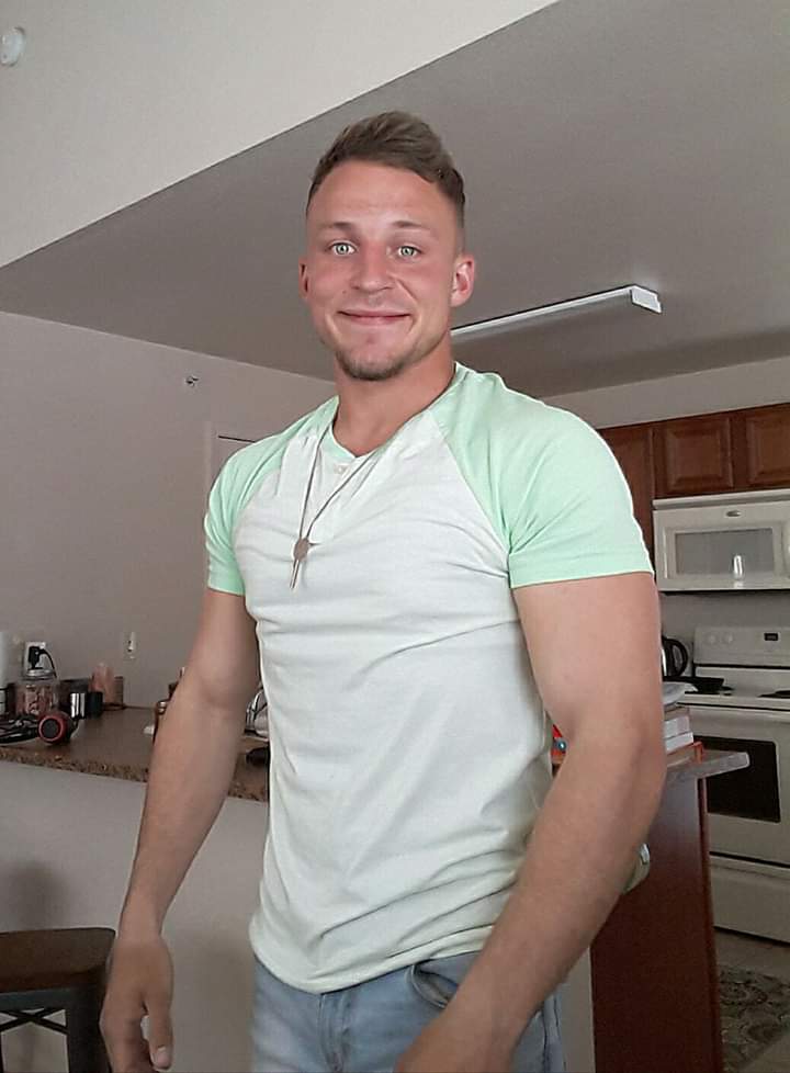 maddoxchip66's tweet photo. standing up,frozen in place &amp; deeply hypnotized by the use of his trigger word my normally serious friend is ordered to freeze and just grin mindlessly at me as i completely reprogram his normally chick crazy mind to serve me and be my willing bedmate tonight!!!. https://t.co/a3NdAigByt