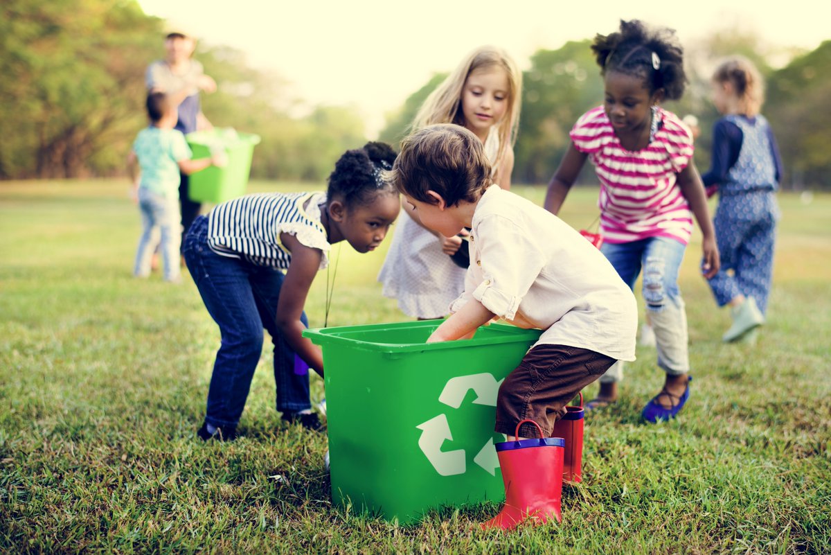 banqloop's tweet photo. FACT: The zero unit captures up to 60% more recycling. This means that less recycling will end up in the landfills.
#livezero #zerowaste #recycling https://t.co/tJEjHeAyZT