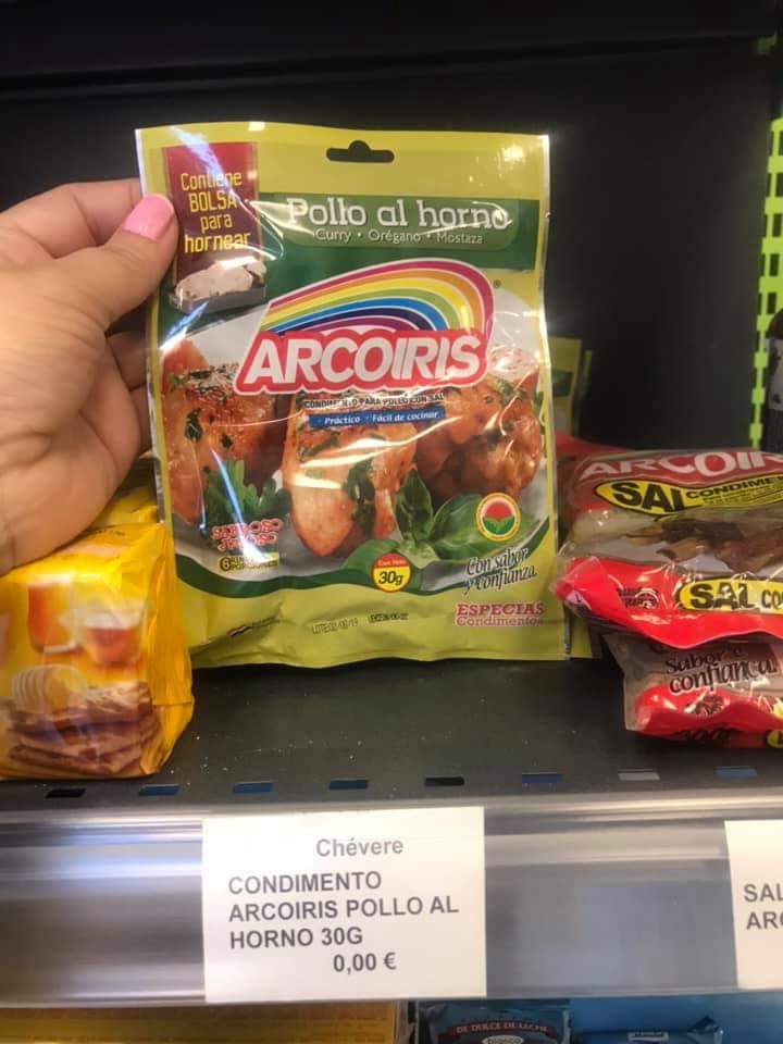 OscarRafaelOrt8's tweet photo. Productos paraguayos en Europa. Que emoción. Vamos mi Paraguay querido,  vamos que se puede ! https://t.co/Wq2gswKvce