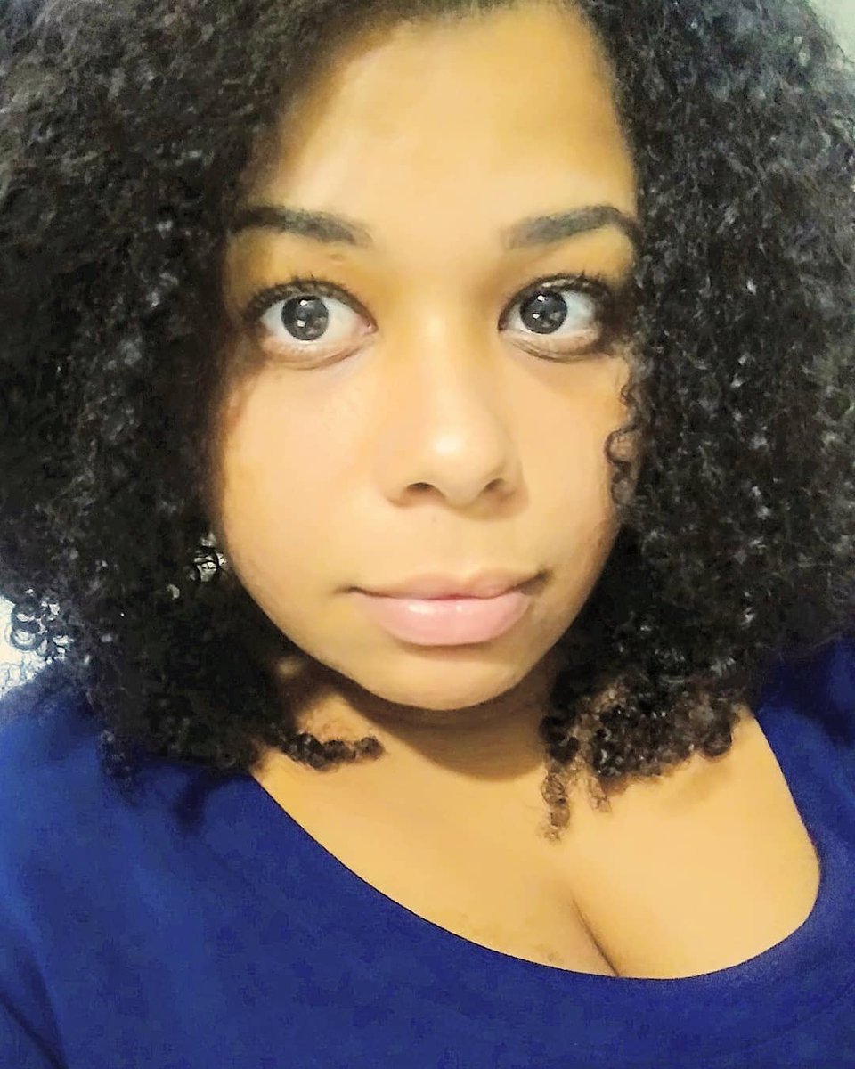 joelmasenafox's tweet photo. Meu cabelo em transição me disse que todo cabelo é lindo, independente do que digam, me mostrando liberdade e resistência.
#OPoderESeu #TransiçãoCapilar #Cacheada #Crespa #Liberdade #Resistência https://t.co/NtXxgQQ3o9