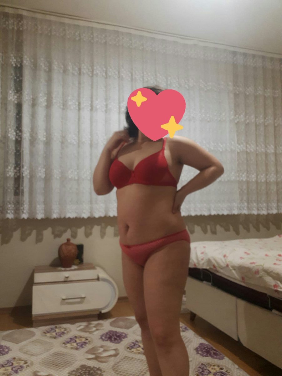 Leyla42607361's tweet photo. Beni gerçekten özleyenleri mesaj ve rt leri ile göermek isterim.Herkezin bayramı mübarek olsun. https://t.co/ZOJ5UPoQHE