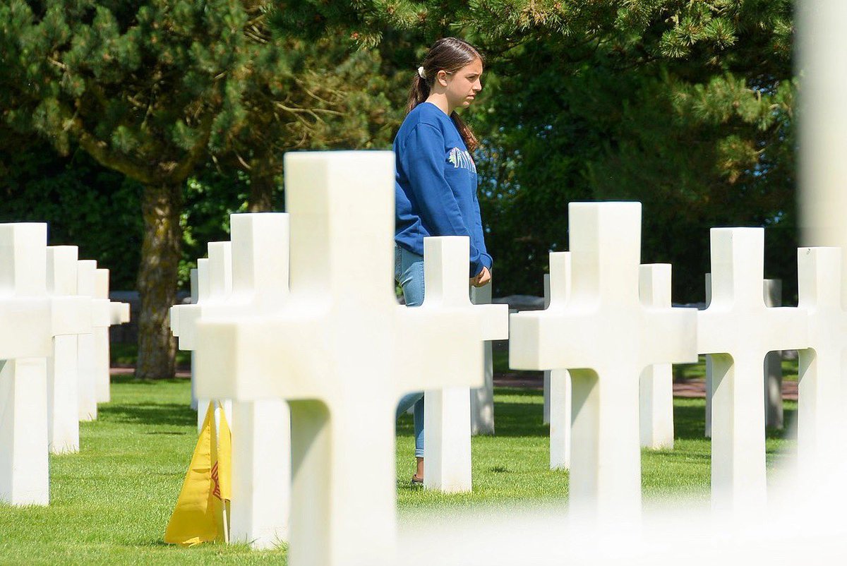 Damien_RST's tweet photo. Very thankful for those that have given the ultimate sacrifice for our freedom 🇺🇸 Will always remember visiting the Normandy American Cemetery last summer with my daughters https://t.co/PlGqv1haE2