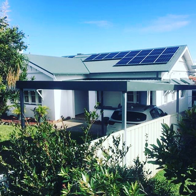 save4good's tweet photo. So many happy Port Kembla residents jumping on board with our free @Save4Good coaching sessions #sustainableliving  #reducinghouseholdcosts #solar #waterwise #insulation #reducingwaste @All_Sustainable @alexmcneilly @LisaMiller68 @PortKemblaNews https://t.co/f4SEopPSVR