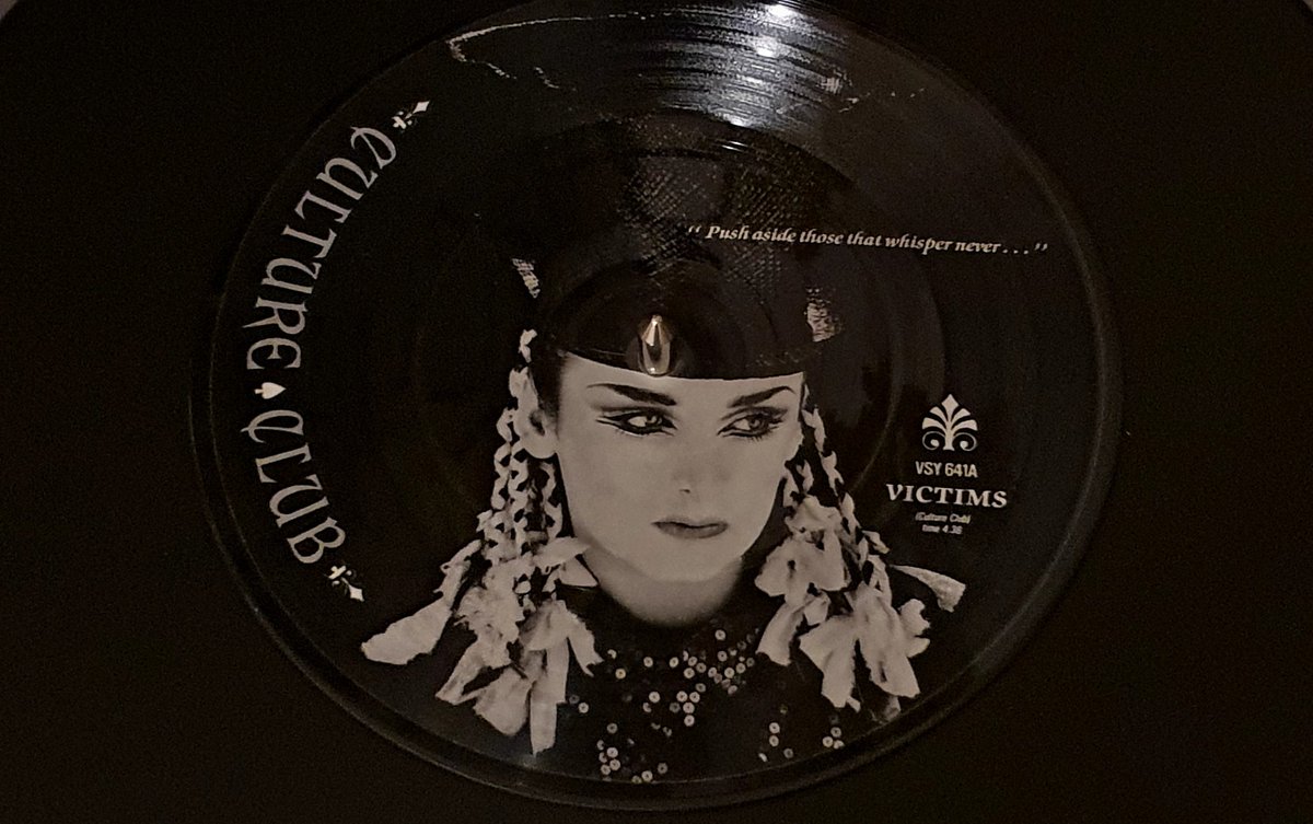 beongoan's tweet photo. #TimsTwitterListeningParty #BrokenRecord #ColourByNumber #BoyGeorge #CultureClub top 100 songs of all time with everything perfect - including this breathtaking photo 😍 https://t.co/XCZ6rV5X5o