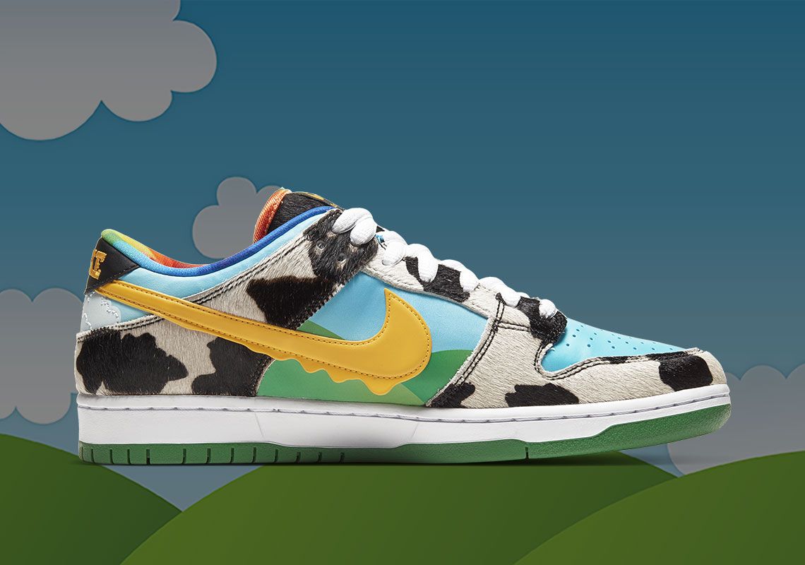 SneakerNews's tweet photo. A SNKRS L waiting to happen... https://t.co/NVJU1R9NsG https://t.co/WBnj2mlSCW