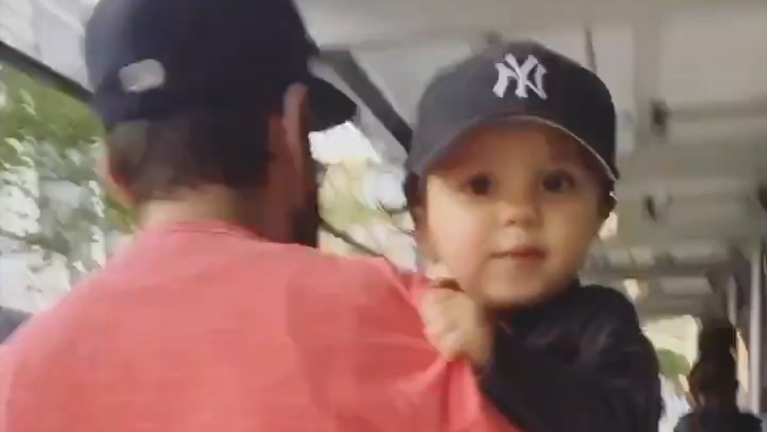 _MarcusGuy's tweet photo. My aunt and uncle are raising my cousin the right way, I see...
#YankeesFanForLife https://t.co/ioJAypGULA
