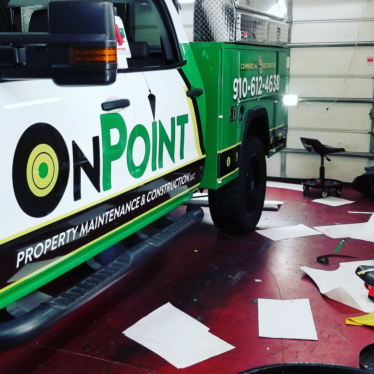 OnPointPMC's tweet image. Wrap is coming along nicely...  Should be Tuesday when @empiregfx gives her back! We are so excited.
#onpoint #doitright #makeitright #companytruck #servicetruck #homeimprovement #residential #commercial #dorothysnewlook #trucknumber7