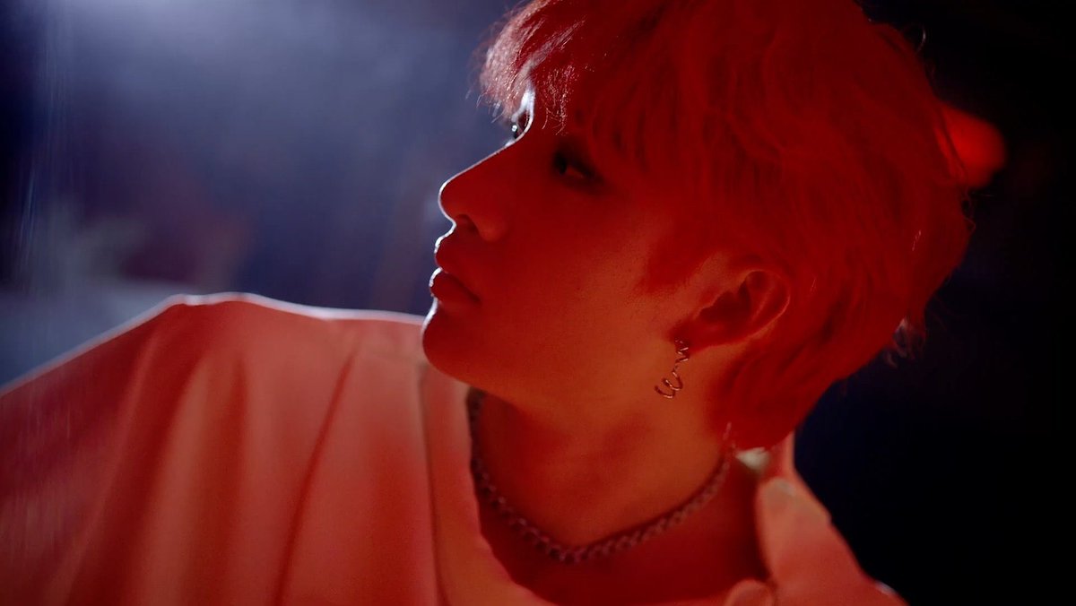 ♡ day 143 of 365 ♡Chan! I’m so excited for the TOP MV!!!! I know you guys always exceed my expectations and I’m sure this time will be no different! by the way I love your red hair so much  please post a selfie (that we know you took it) with it  —  @Stray_Kids  #방찬