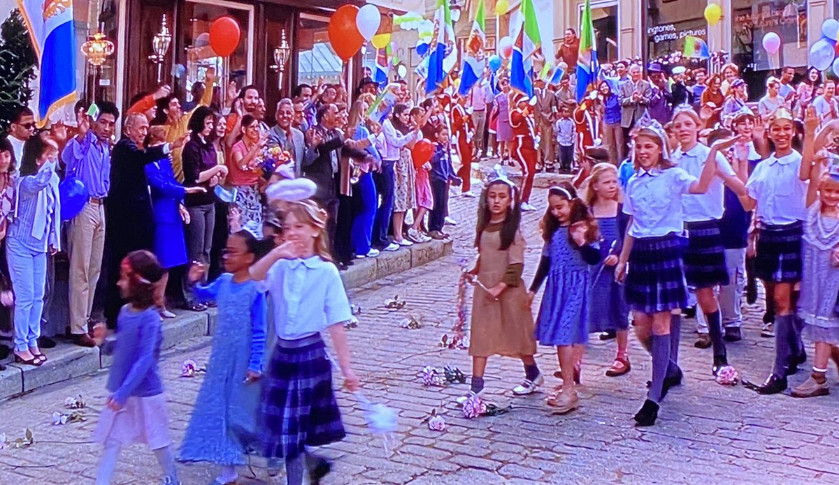themf_vibe's tweet photo. Genovia is still having public gatherings!!!😅 We should be able to make our own choices on wether to go out, not be told! #ReOpenAmerica #reopenkansas https://t.co/wVjZQZP4Zg