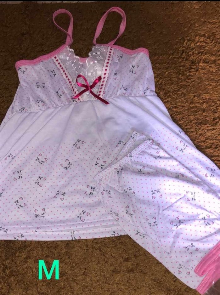 kahlicelana19's tweet photo. Olá pessoal, venho através do Twitter p/ fazer uma breve divulgação..

Se importa de da RT e ajudar a amiga nas vendas?

(21) 996948026

Baby doll adulto &amp; infantil ❣️
           (faço entrega)

Até aqui me ajudou o Senhor 🙏 https://t.co/HnQYeb6Koa