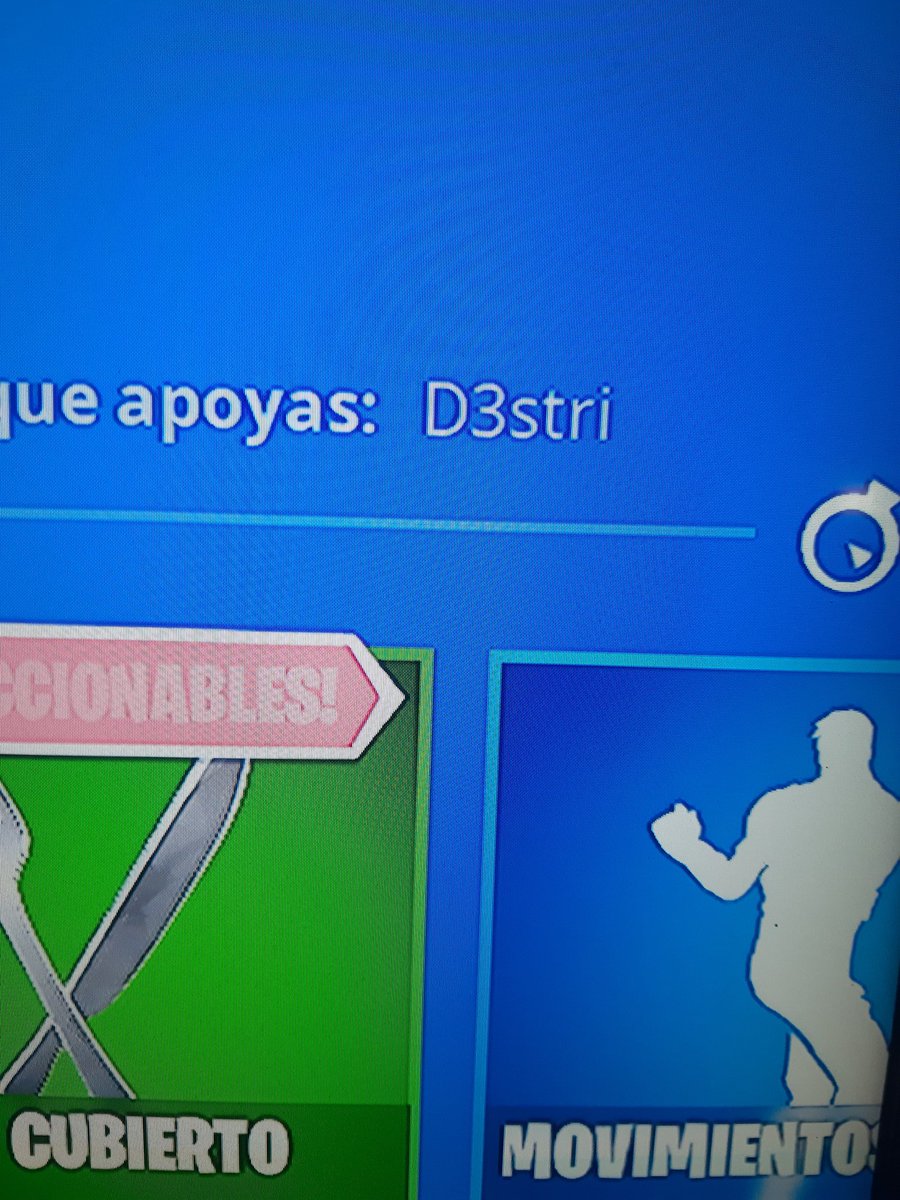Yesus44's tweet photo. #SorteoD3stri  d3stri yo te veo por que juegas muy chido  y me caes bien eres un grande yo creo que si te ven los creadores de fortnite te agarran para un torneo. Quisiera ganar por que todos mis amigo me disen que doy un caramelito que por que no tengo skins. https://t.co/wJXj5DQEJp