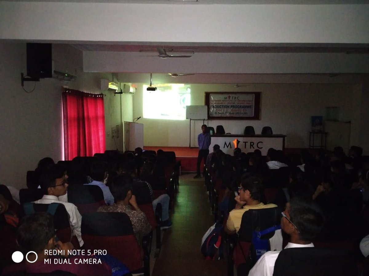 IMitrc's tweet photo. A quiz on Chandrayaan was specially screened for the students of b tech I year in order to check their knowledge on one of dream project of India. https://t.co/Lj6hh2gy0V