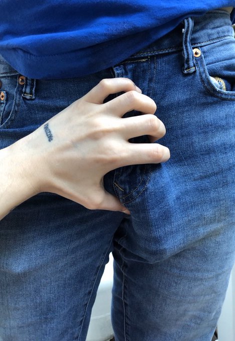 Head over to my private Snapchat to see me swallow my boyfriends huge dick .. and more .. https://t.co/4OTYy8pQkU<a href="/tag/porn"class="tags"><span>#porn</span></a><a href="/tag/pornhub"class="tags"><span>#pornhub</span></a><a href="/tag/qanda"class="tags"><span>#qanda</span></a><a href="/tag/baftas"class="tags"><span>#baftas</span></a><a href="/tag/tlou"class="tags"><span>#tlou</span></a><a href="/tag/biden"class="tags"><span>#biden</span></a><a href="/tag/onlyfans"class="tags"><span>#onlyfans</span></a>