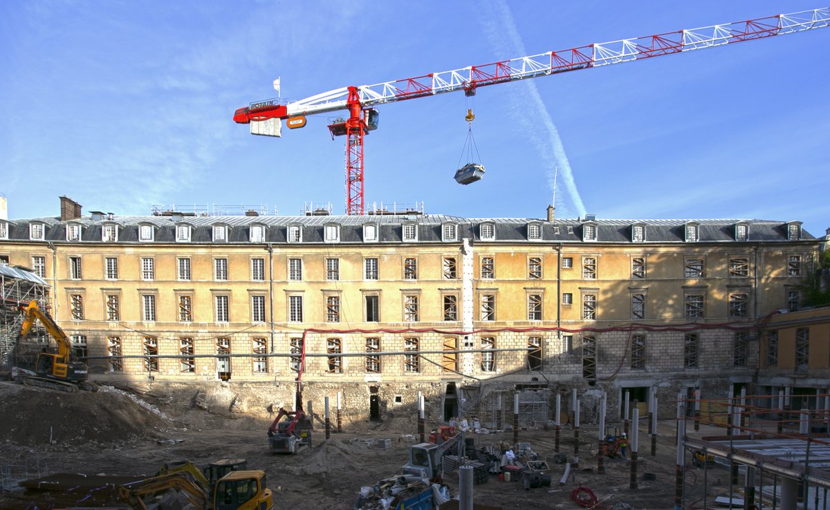 CandiceBroche's tweet photo. Une nouvelle semaine commence pour nos #innovativebuilders de @Bouygues_BatIDF #RénovationPrivée sur le chantier du futur campus de @sciencespo https://t.co/v9dWa6MX2t