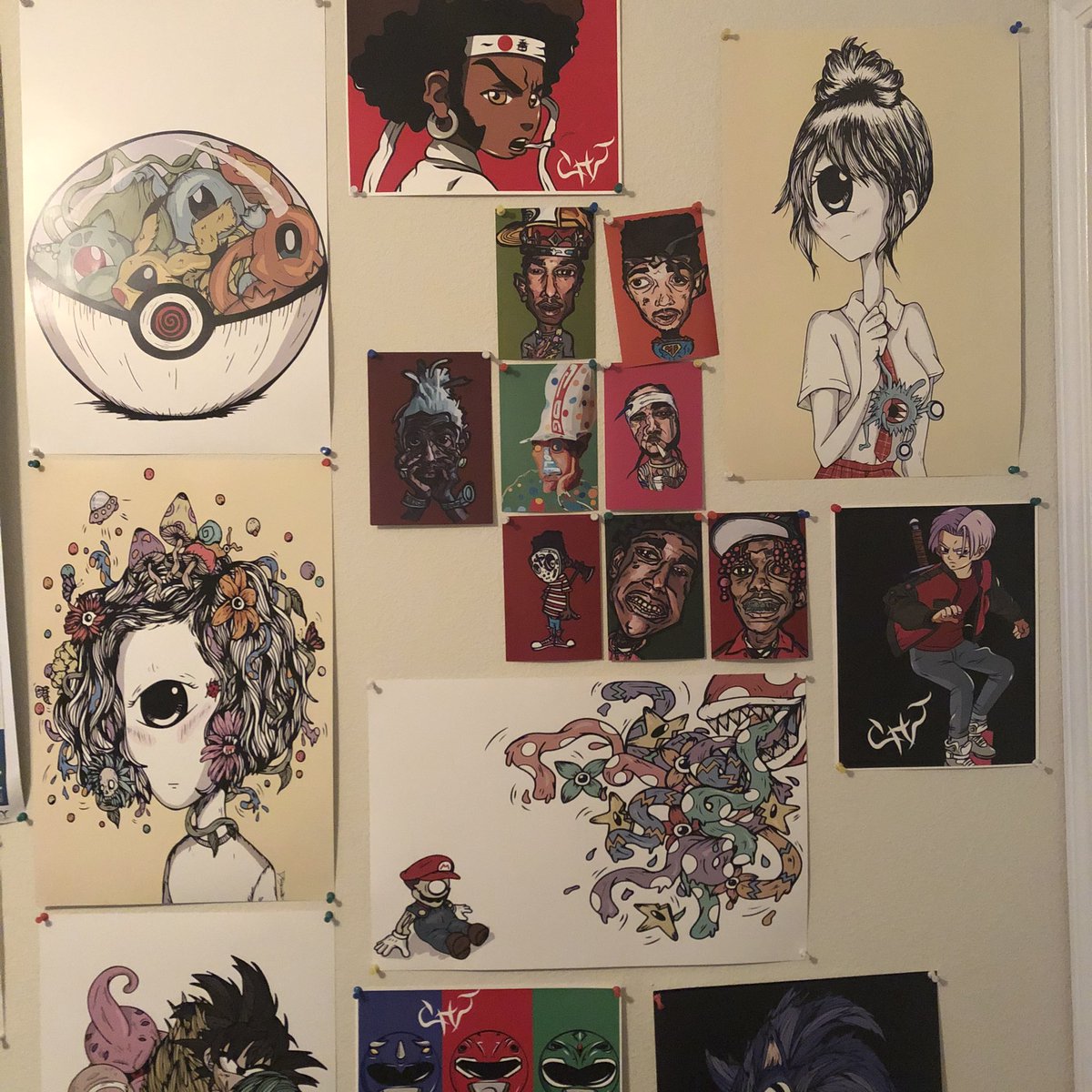 BDiedly's tweet photo. @distortedd_ I bought a pair before they sold out on https://t.co/40v15fx3AO! I love your art! #Distortedd #InstaPumpFury https://t.co/NL3Q8tgysS