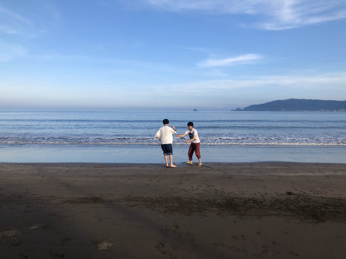 cinep_ro's tweet photo. 昨年度の活動
《夏合宿🌴2019.9》
毎年静岡に2泊3日で合宿に行っています🌊花火やBBQをして楽しみました😊 https://t.co/oqb6FSqhMW