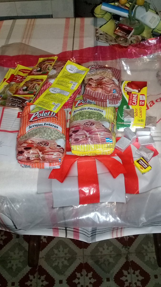 AlexisF15656332's tweet photo. Al fin llegó a la casa la compra online casi a los 20 días pero llegó https://t.co/EkIywkfr61