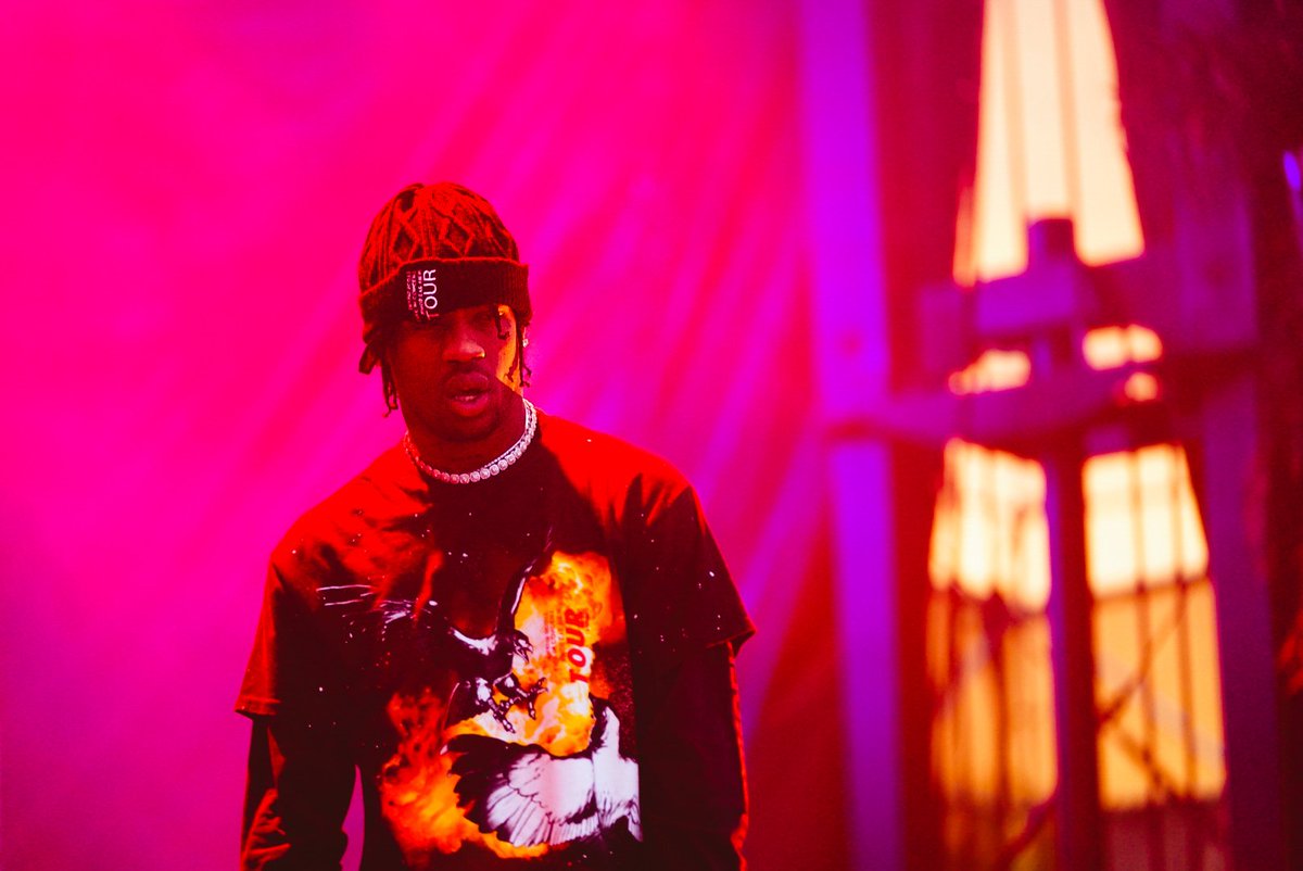 Go953mn's tweet photo. Our final performance of #BFGS: @trvisXX
Catch Travis Scott's set on the @summitbeer stage 🍻
📻: https://t.co/nizAsjTGEi
📷: @Darin_K_ https://t.co/1VhC38Q8uP