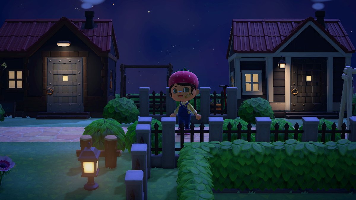 Imanoboeplayer's tweet photo. passive aggressive neighbors I guess #AnimalCrossing #ACNH #NintendoSwitch https://t.co/wuM6kCFMEA
