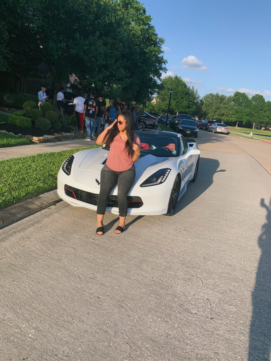 ohtaylor__'s tweet photo. Them Forex Ladies 🎀 #wealthclvb https://t.co/crrsgKmMVQ