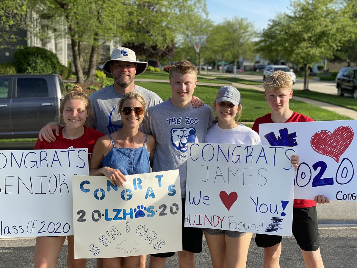 Stephanie P tweet media