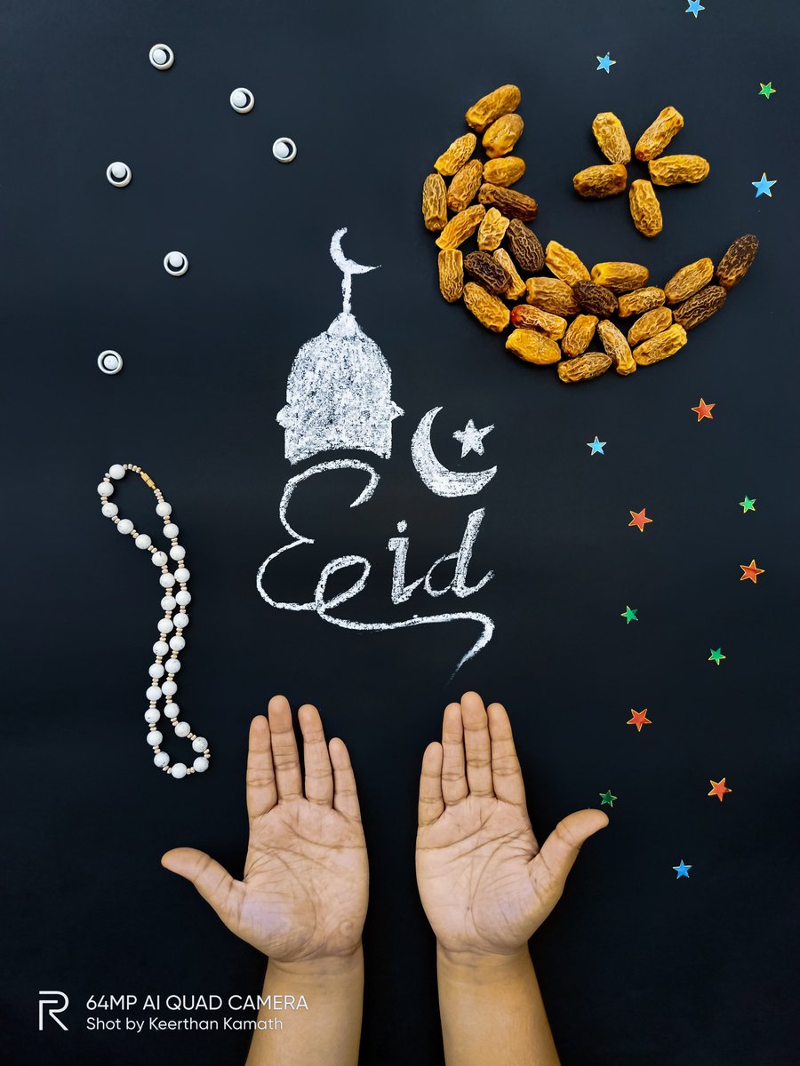 MadhavSheth1's tweet photo. Beautiful #shotonrealme pictures that perfectly capture the essence of this festival.
#EidMubarak2020 to everyone. https://t.co/QXsMBzujQ1