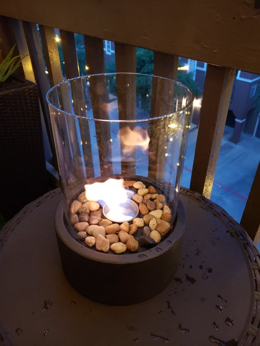 Finally finished the balcony! https://t.co/qeLnsbY7gt