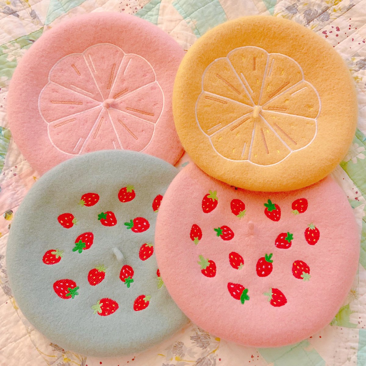 CLAMMY HEART! 🐇💗 tweet media