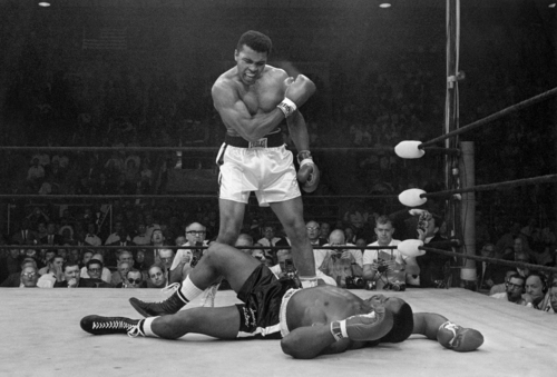 ESPNInsights's tweet photo. On this date in 1965, Muhammad Ali knocked out Sonny Liston in Round 1.

It also featured one of the most iconic photos in sports history. https://t.co/6SbcUrH238