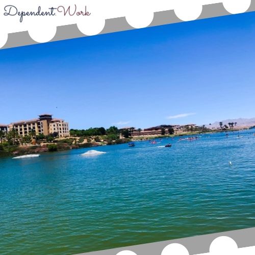 DependentWork's tweet image. Great day Paddleboarding...Did you do anything fun today? #Pivot #Milspouseowned #MilitarySpouseinfluencer #Militaryinfluencer #Maskcarabeauty #Maskcaraartist #milspo #milsolife #Milspouse #Militaryspouse #milpreneurs #vacationtime #adventuretime #careercoaching #careerconnector