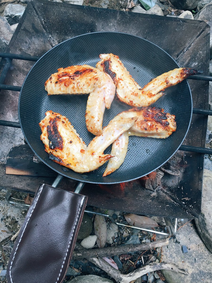 キャンプでフライパンはニトリがおすすめ 高評価のグリルパン れっかcamp